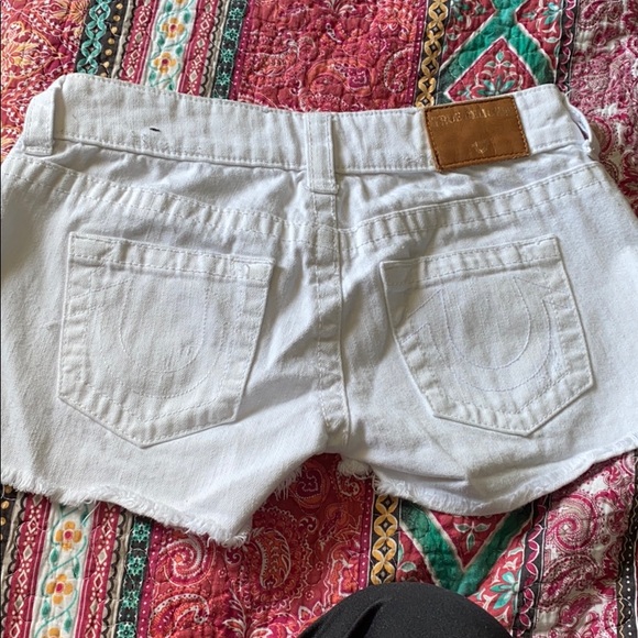 True Religion Keira Shorts White - Picture 4 of 6